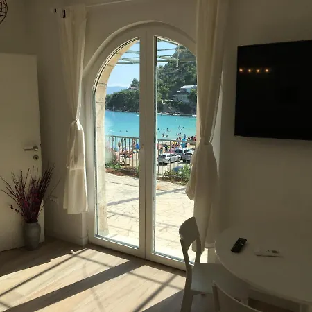 Apartman Beachfront Mo , Prapratno Ston